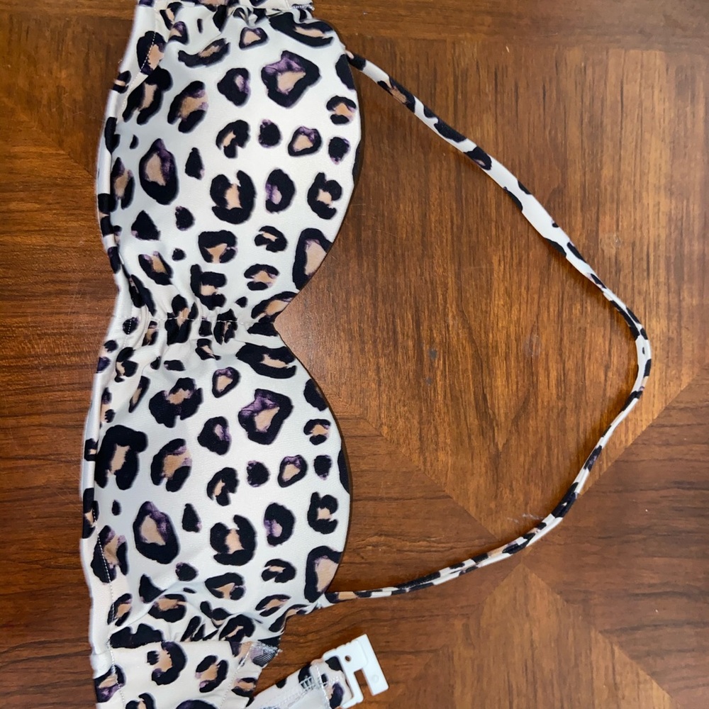 Victoria Secret VS swim bikini top size xs